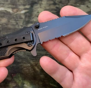 Folding Pocket Knife for eating and survival